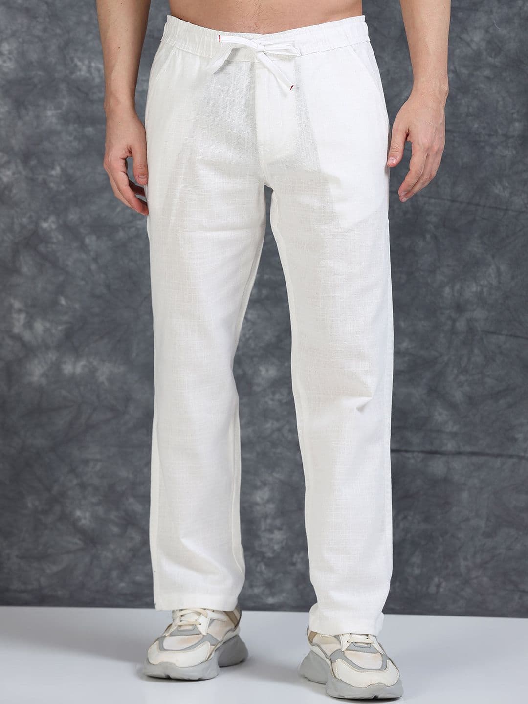 The Roadster Lifestyle Co. Men Relaxed Fit Mid Rise Trousers