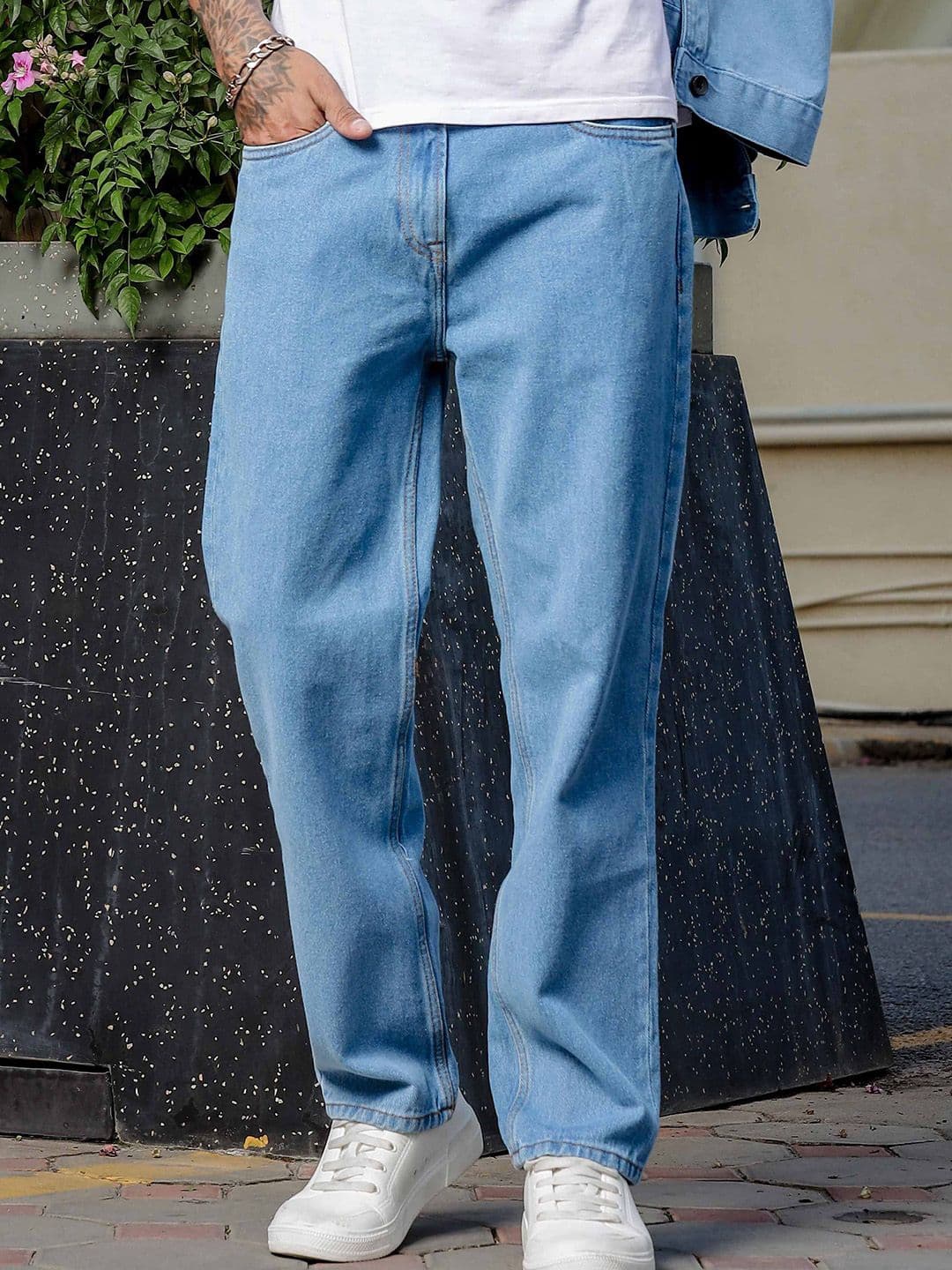 W.T.F - Witnessing True Fashion Men Smart Pure Cotton Relaxed Fit Mid-Rise Jeans - view 1