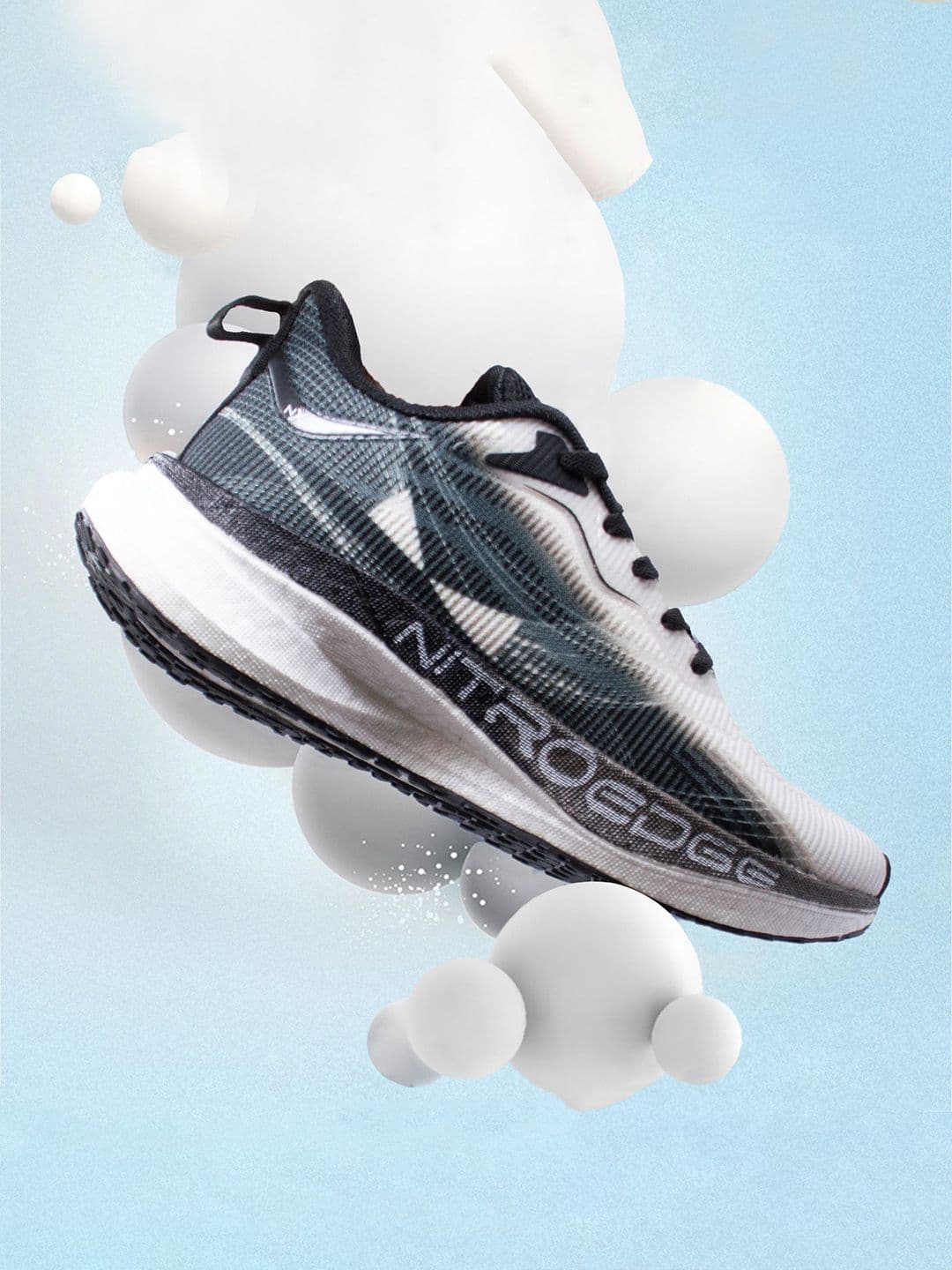 Columbus Men Mesh Non-Marking Running Shoes - view 1