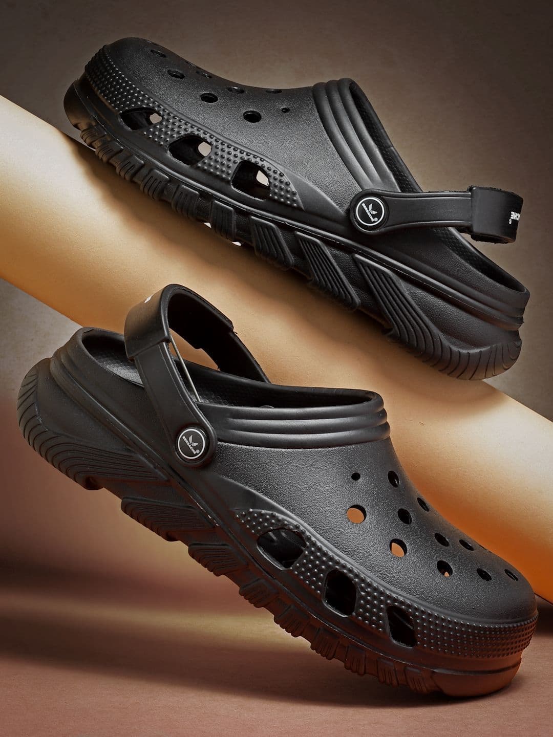 BERSACHE Men Rubber Clogs - view 1