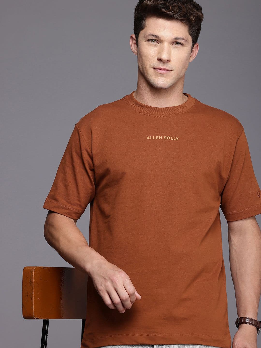 Allen Solly Solid Pure Cotton Casual T-shirt - view 1