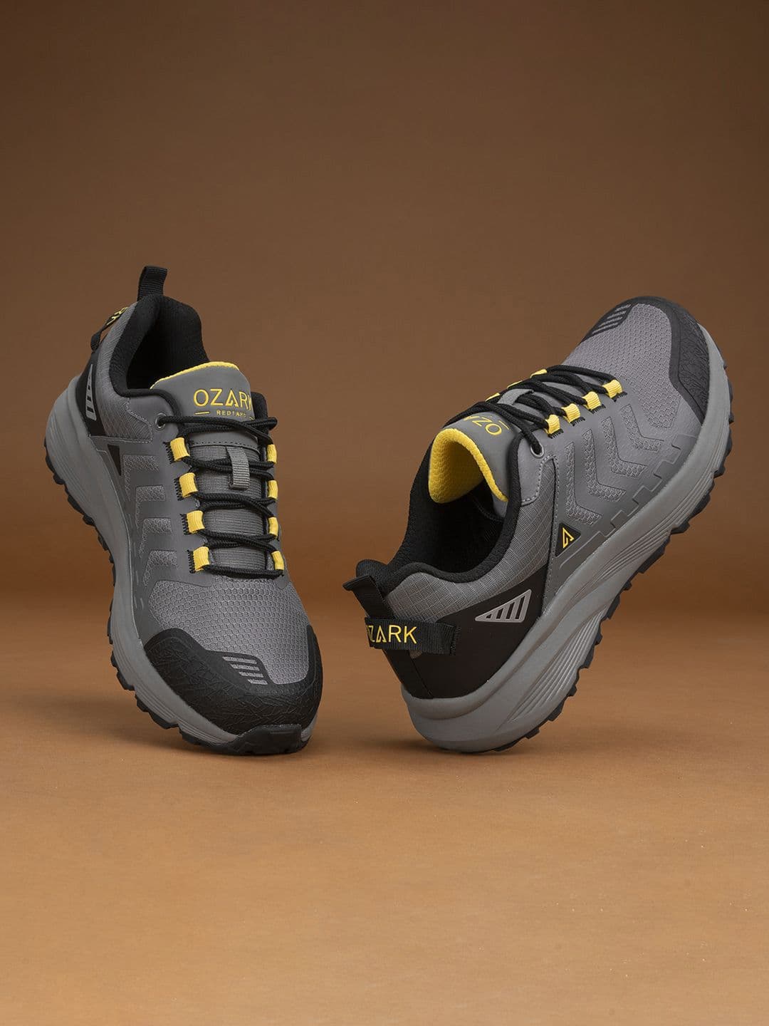 Red Tape Ozark Men Mesh Lace-Ups Hiking Shoes - view 1