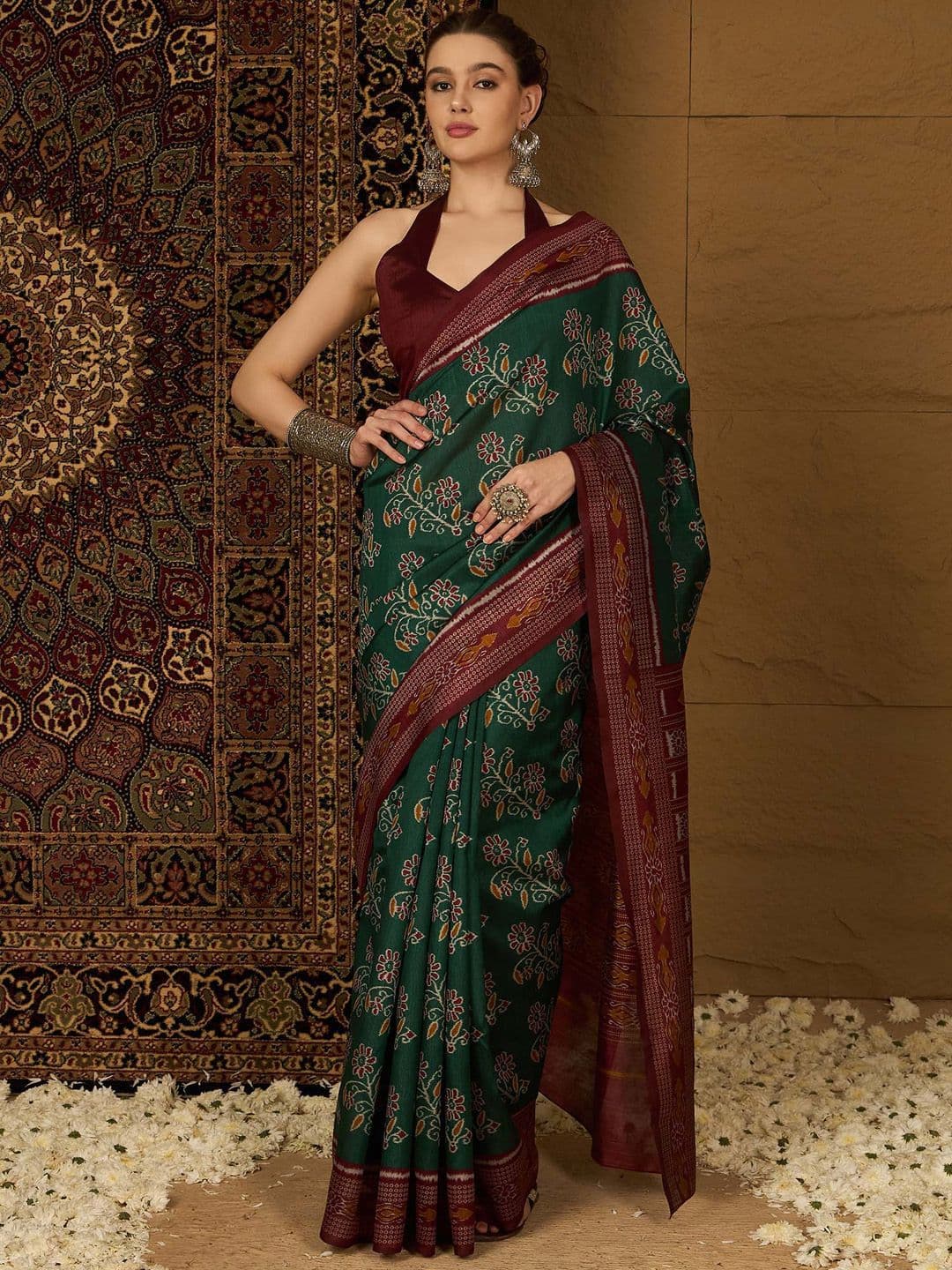 Saree mall Floral Silk Blend Ikat Sarees - view 1