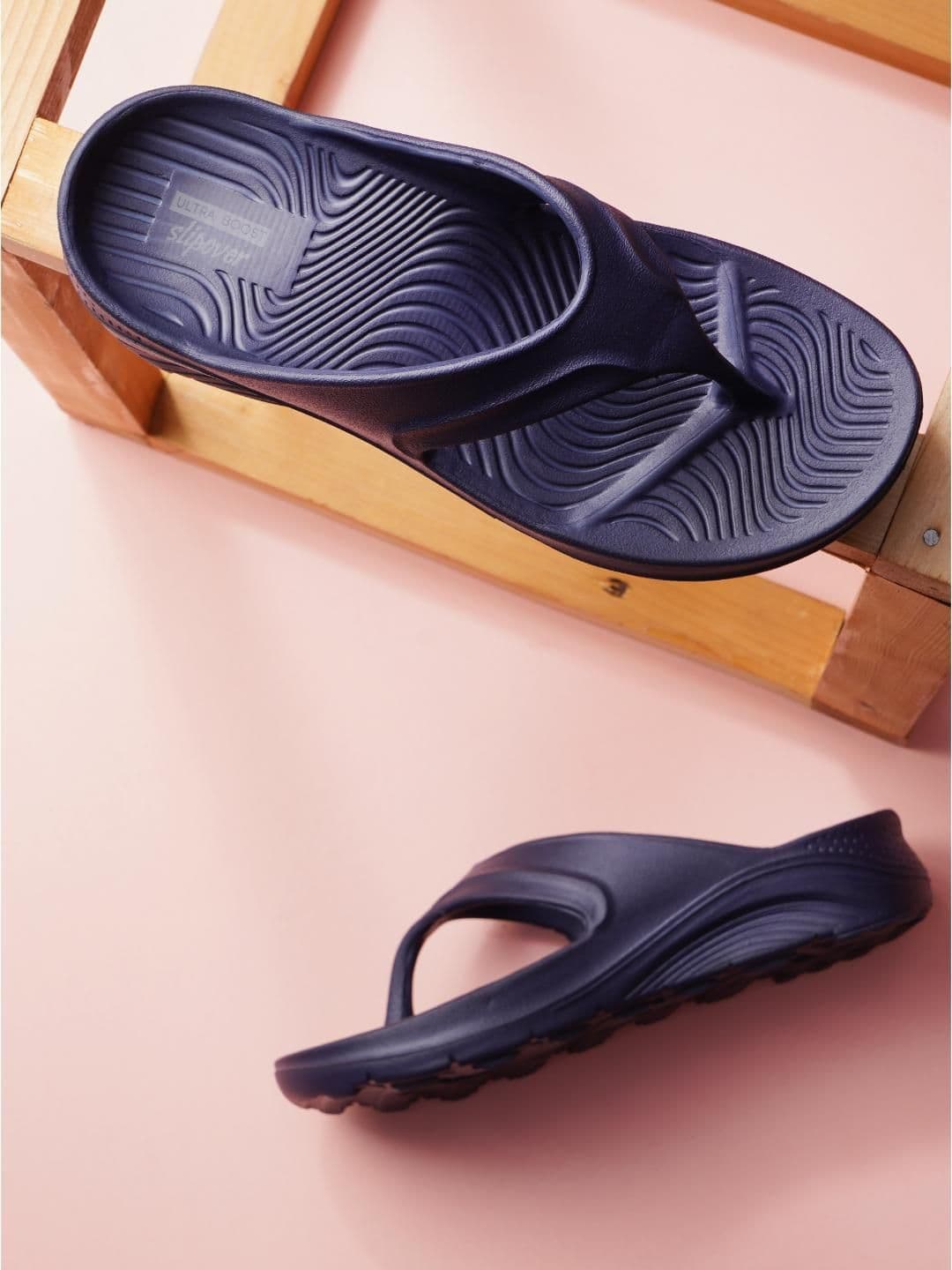 Slipover Men Thong Flip-Flops - view 1