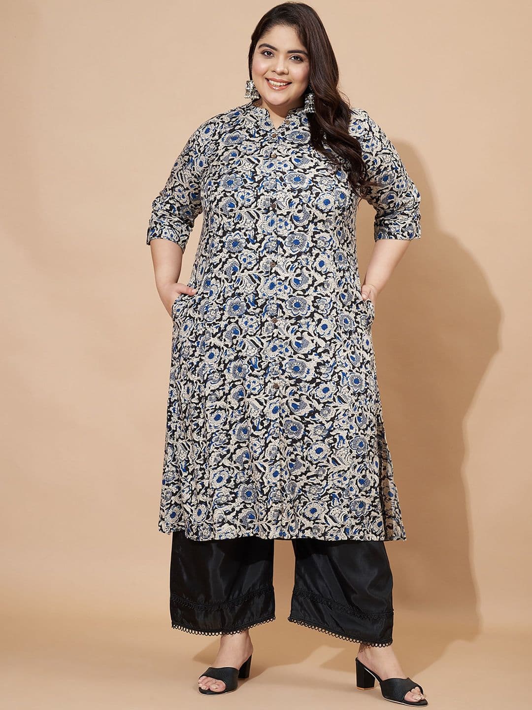 Vbuyz Womens Blue Kalamkari Printed A-Line Cotton Kurta with Side Pockets and 3/4 Sleeves - view 1