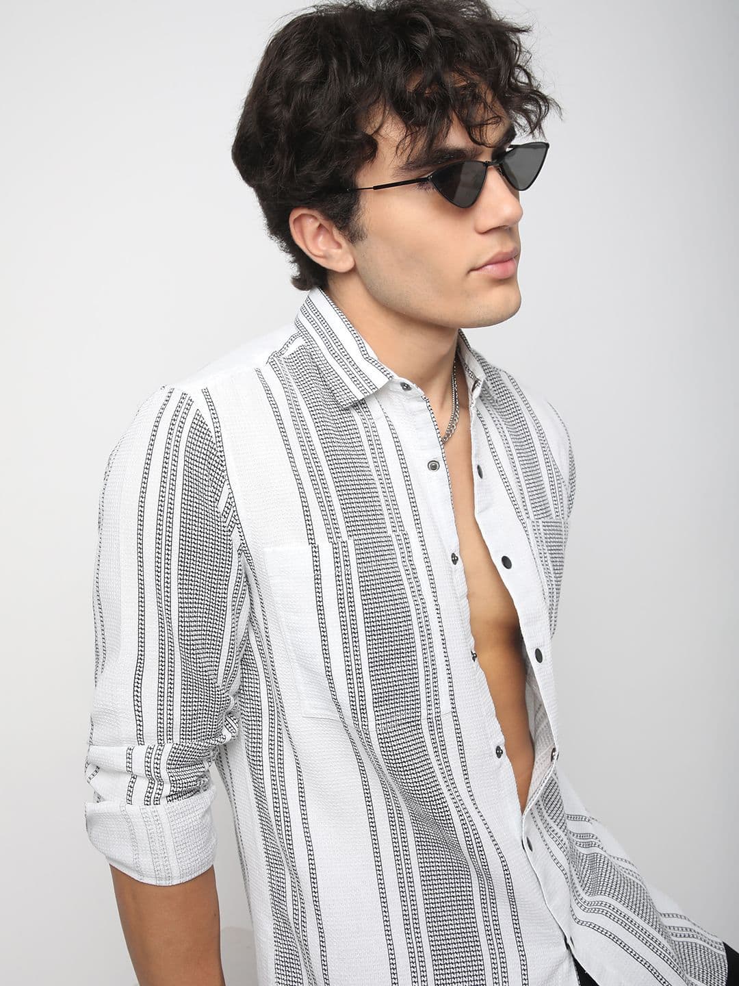 VASTRADO Men Classic Spread Collar Multi Striped Cotton Slim Fit Casual Shirt - view 1