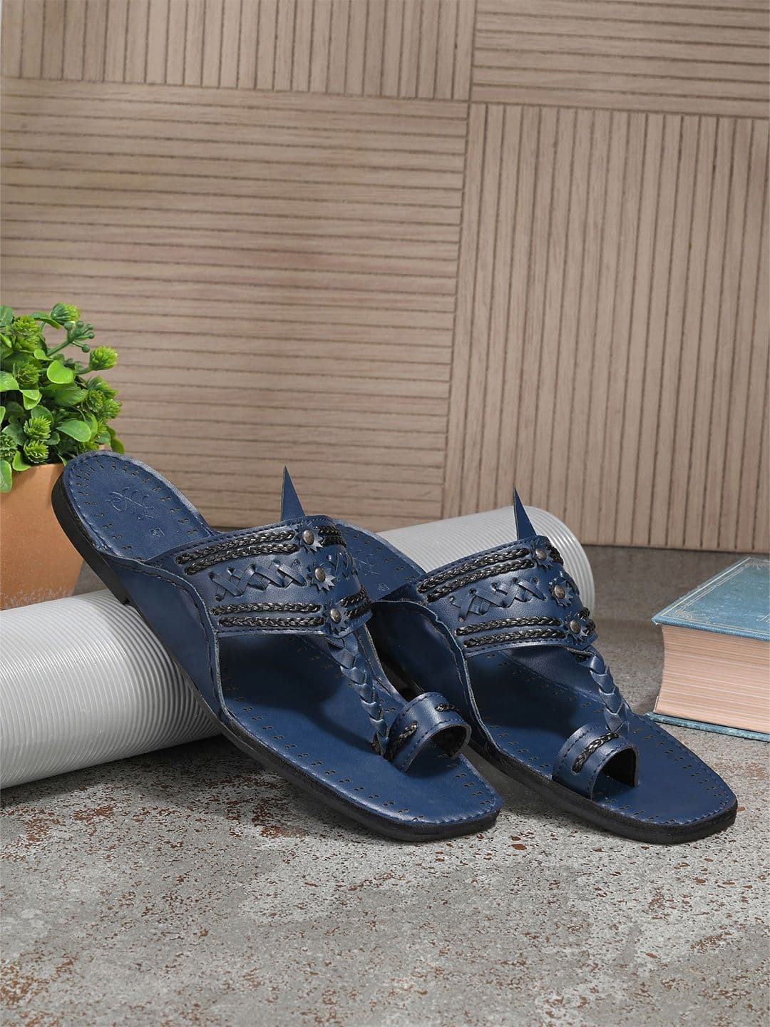 House of Pataudi Men Casual Slip On Kolhapuris Comfort Sandals - view 1