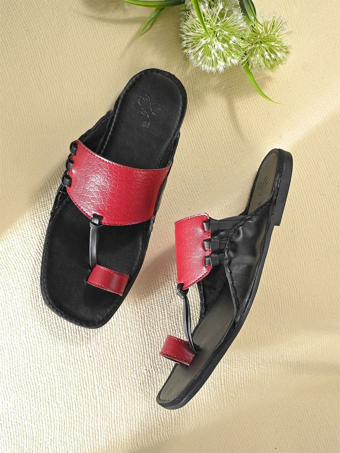 House of Pataudi Men Slip On Kolhapuris - view 1