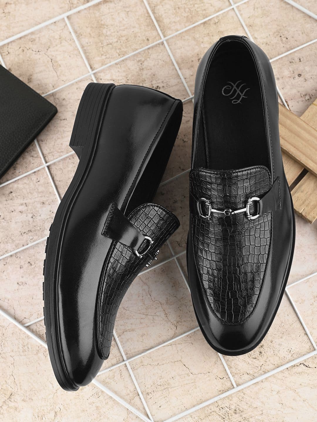 House of Pataudi Men Textured Formal Loafers - view 1
