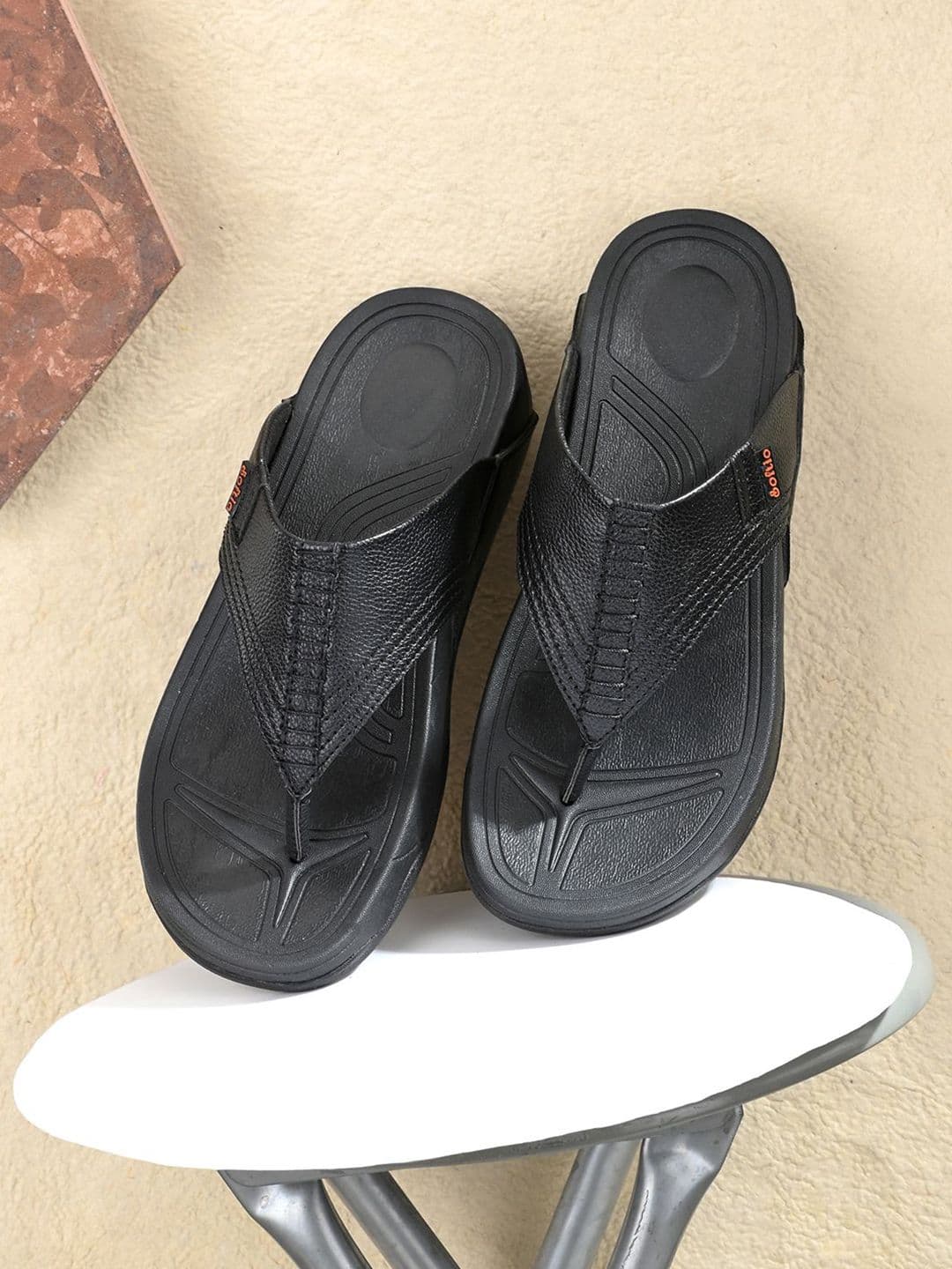 SOFTIO Men Slip-On Comfort Sandals - view 1