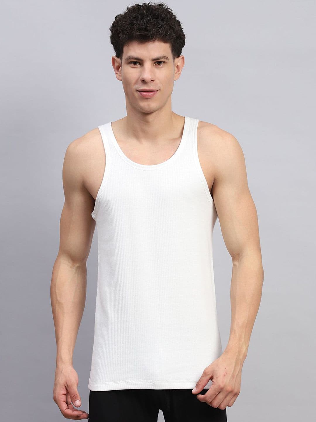 Monte Carlo Men Sleeveless Thermal Tops - view 1