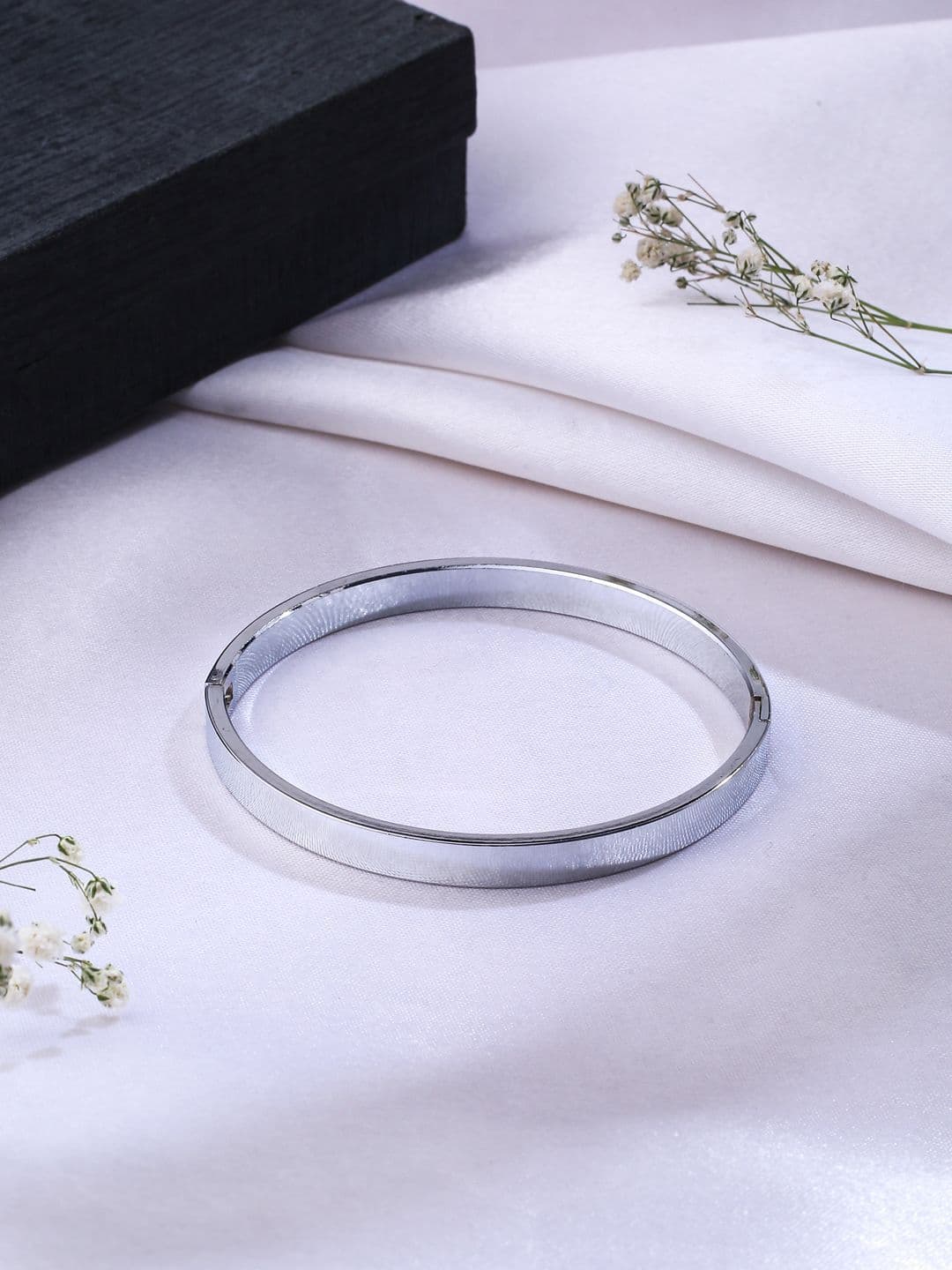 NVR Men Rhodium-Plated Interlock Kada Bracelet - view 1