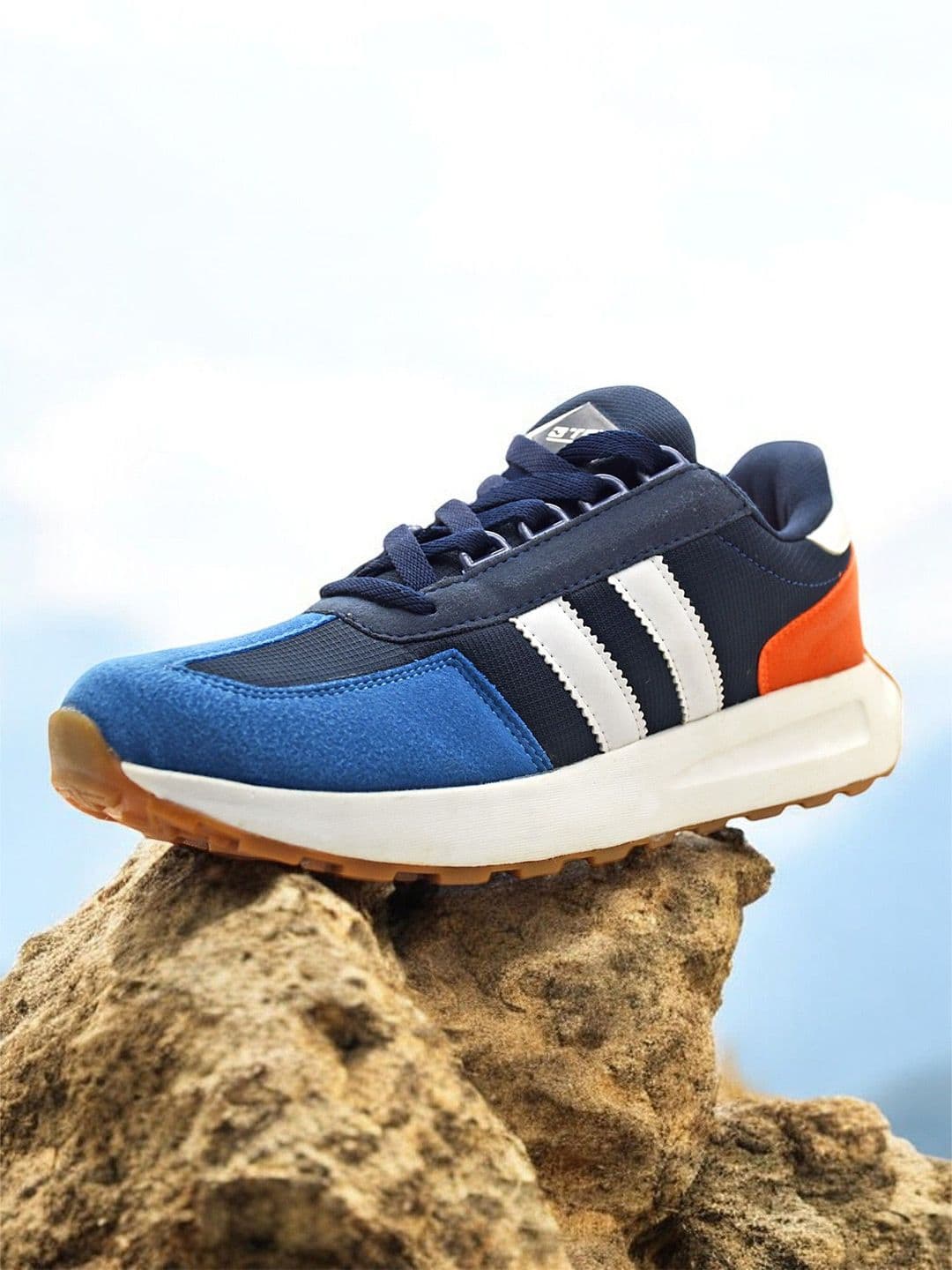 TRV Men Mesh Running Non-Marking Shoes - view 1
