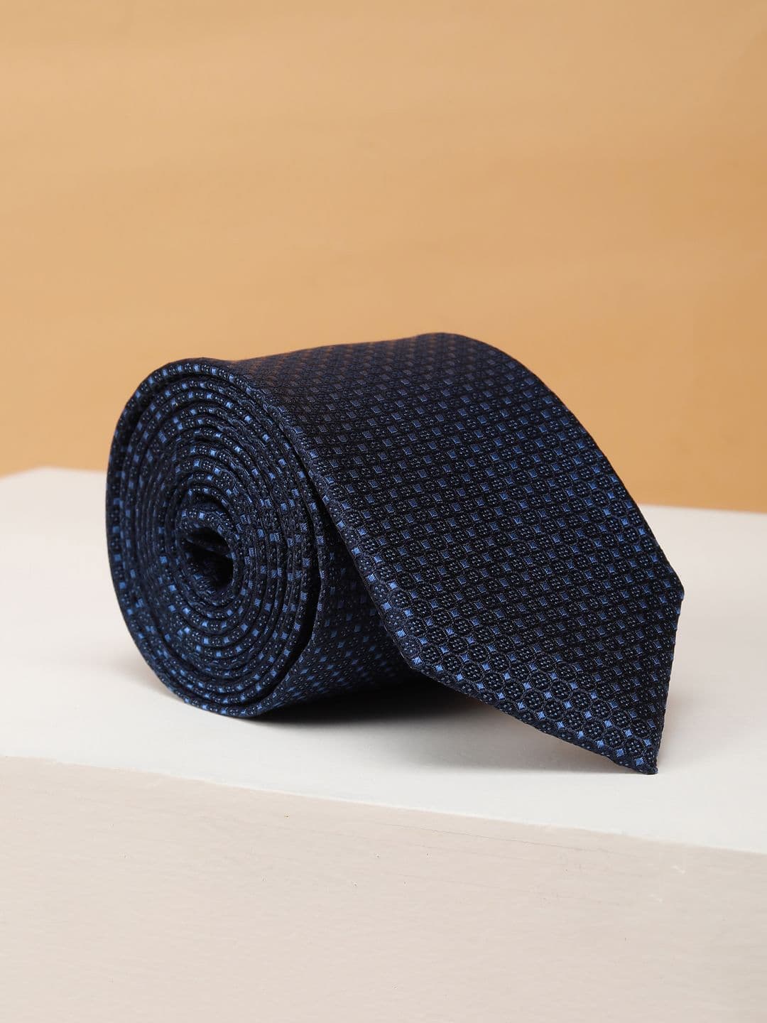 Peter England Men Printed Skinny Tie - view 1