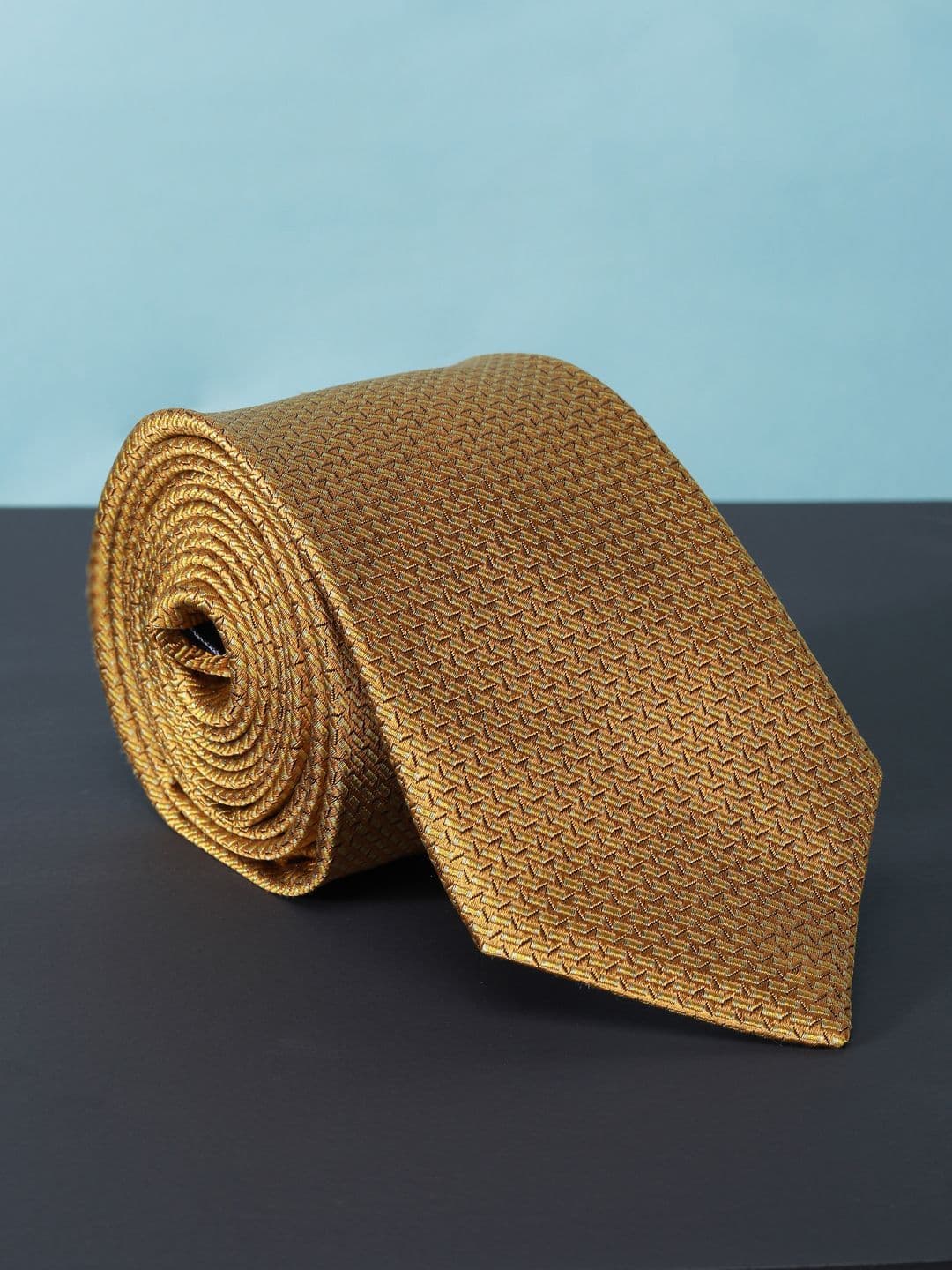 Peter England Men Printed Skinny Tie - view 1