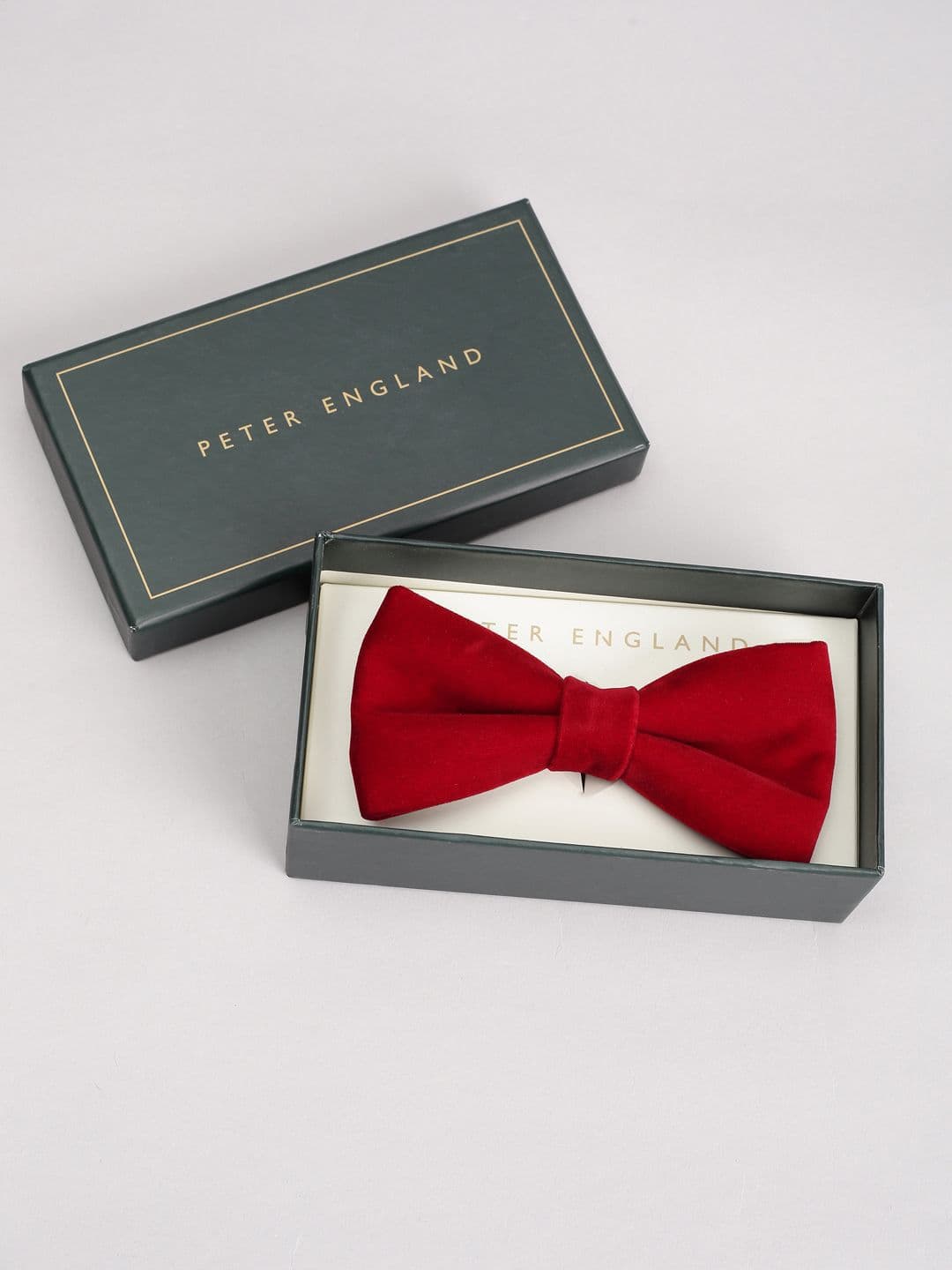 Peter England Men Solid Bow Tie - view 1