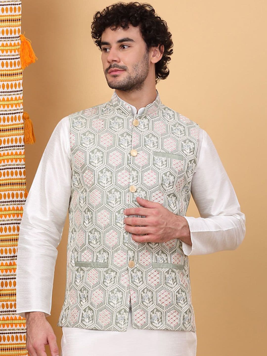 KRAFT INDIA LUXE Men Embroidered Nehru Jackets - view 1