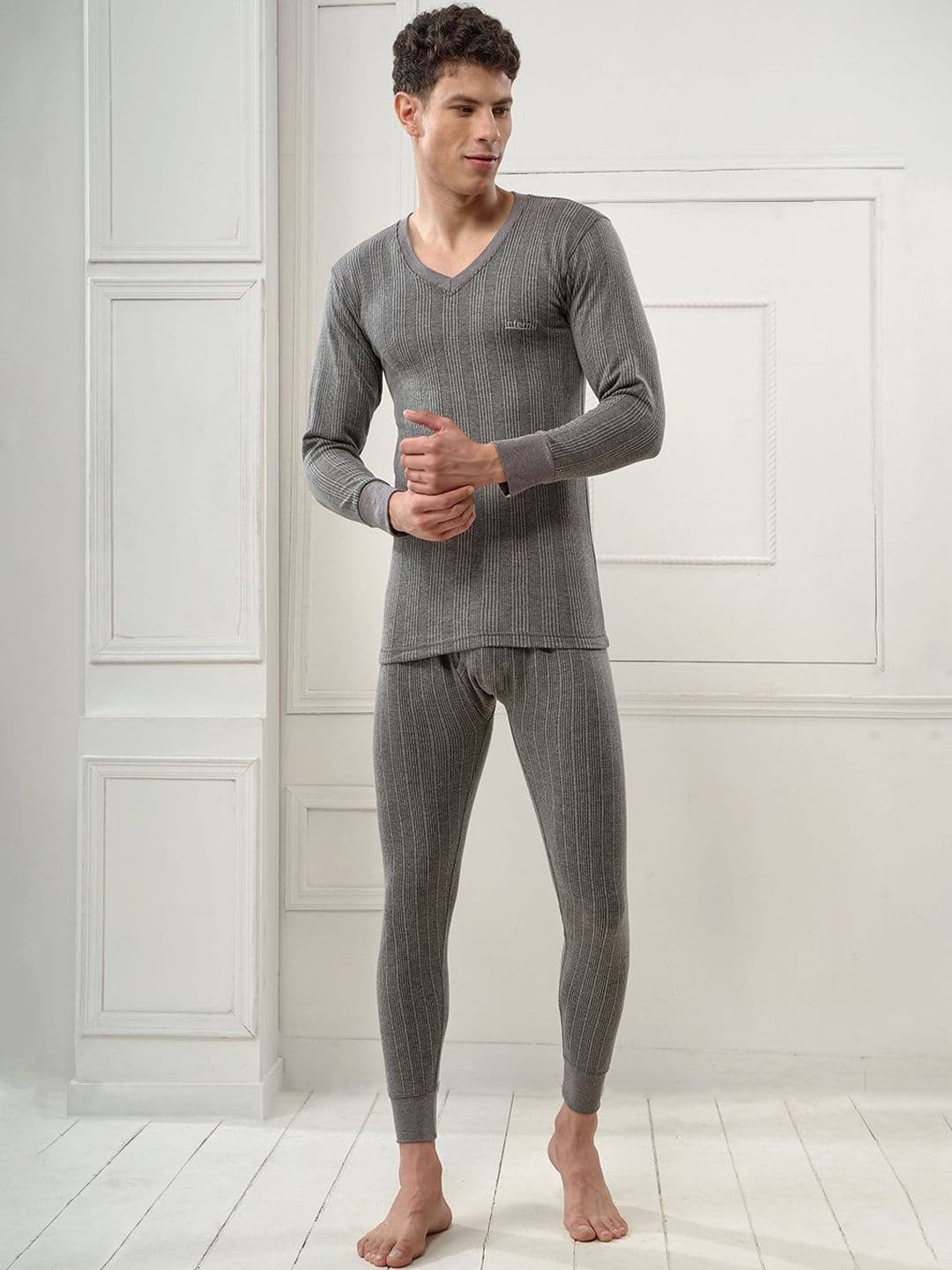 INFERNO Men V-Neck Thermal Top and Pant Set - view 1