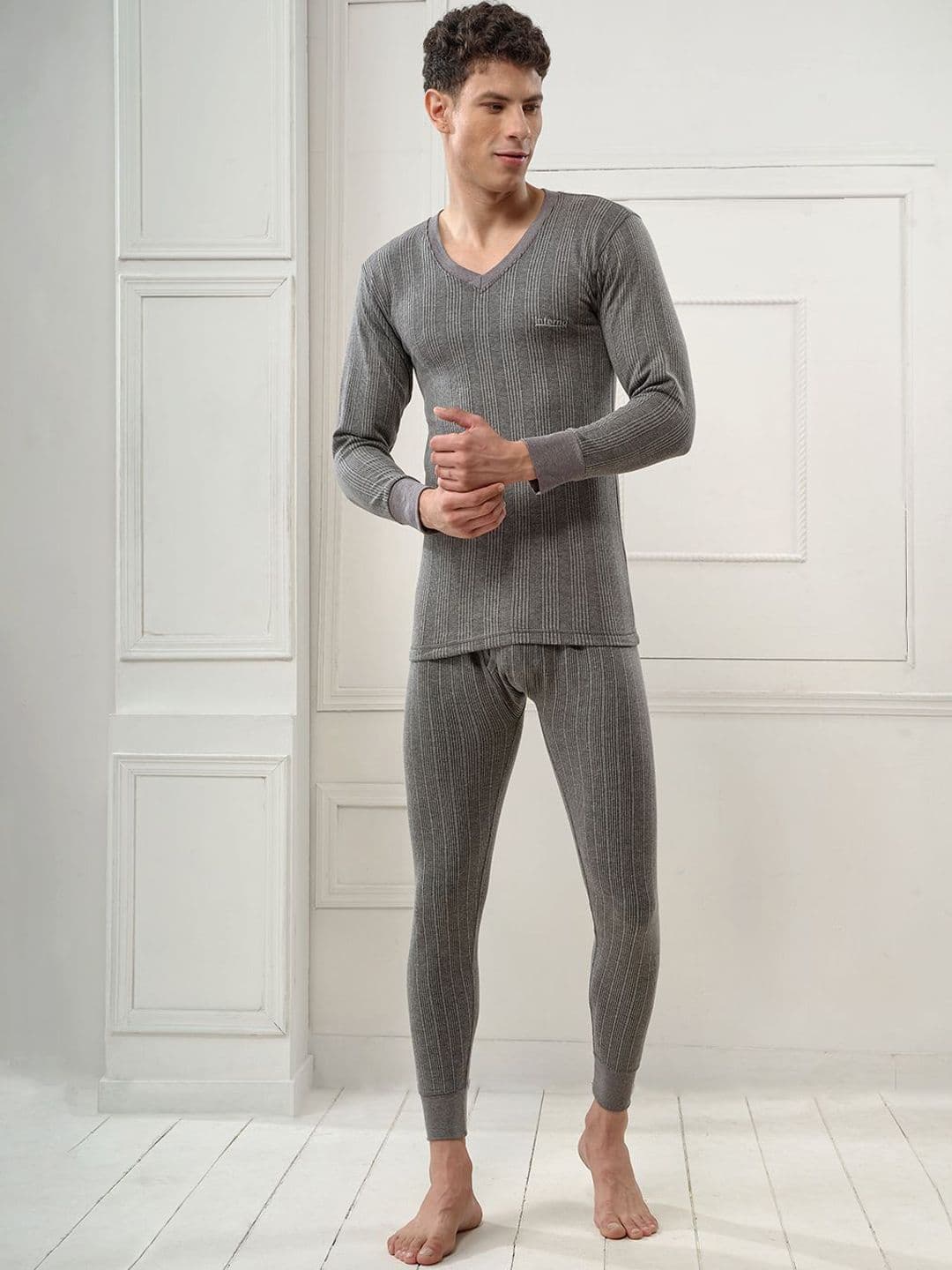 INFERNO Men V-Neck Thermal Top and Pant Set - view 1