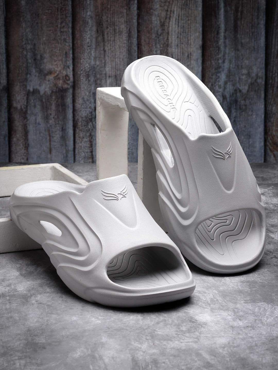 BERSACHE Men Rubber Sliders - view 1