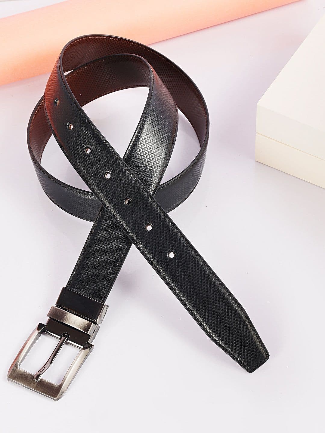 SAZARA Men Textured Leather Reversible Belt