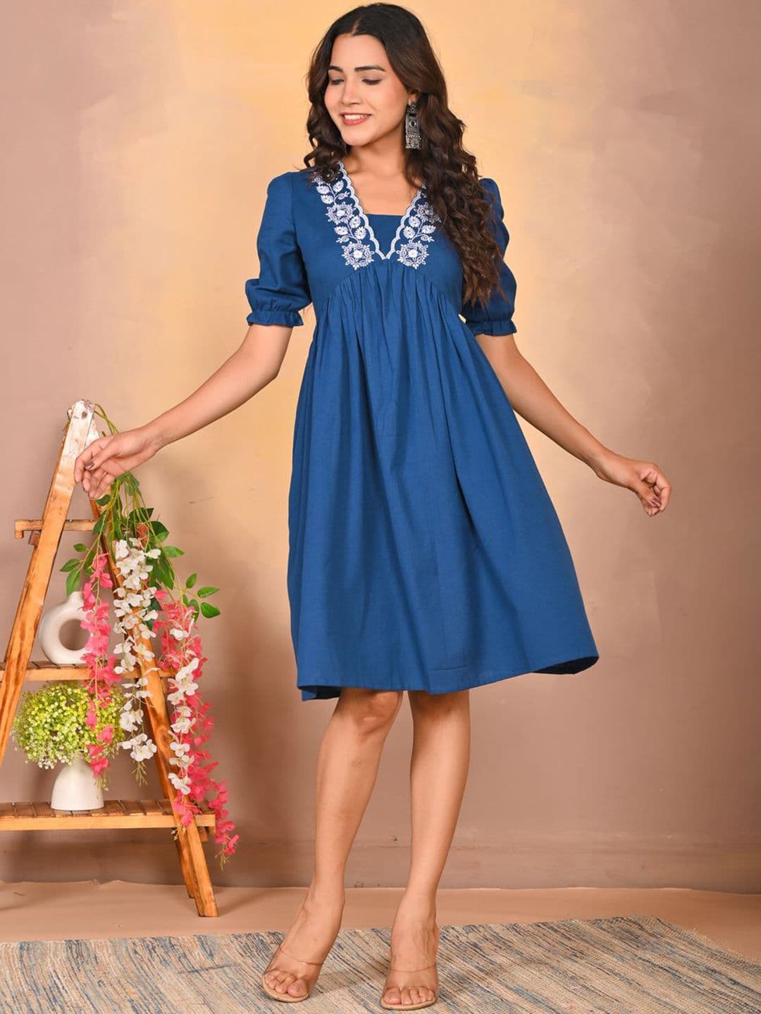 Neemiya Women Solid Puff Sleeves Fit & Flare Ethnic Dresses - view 1