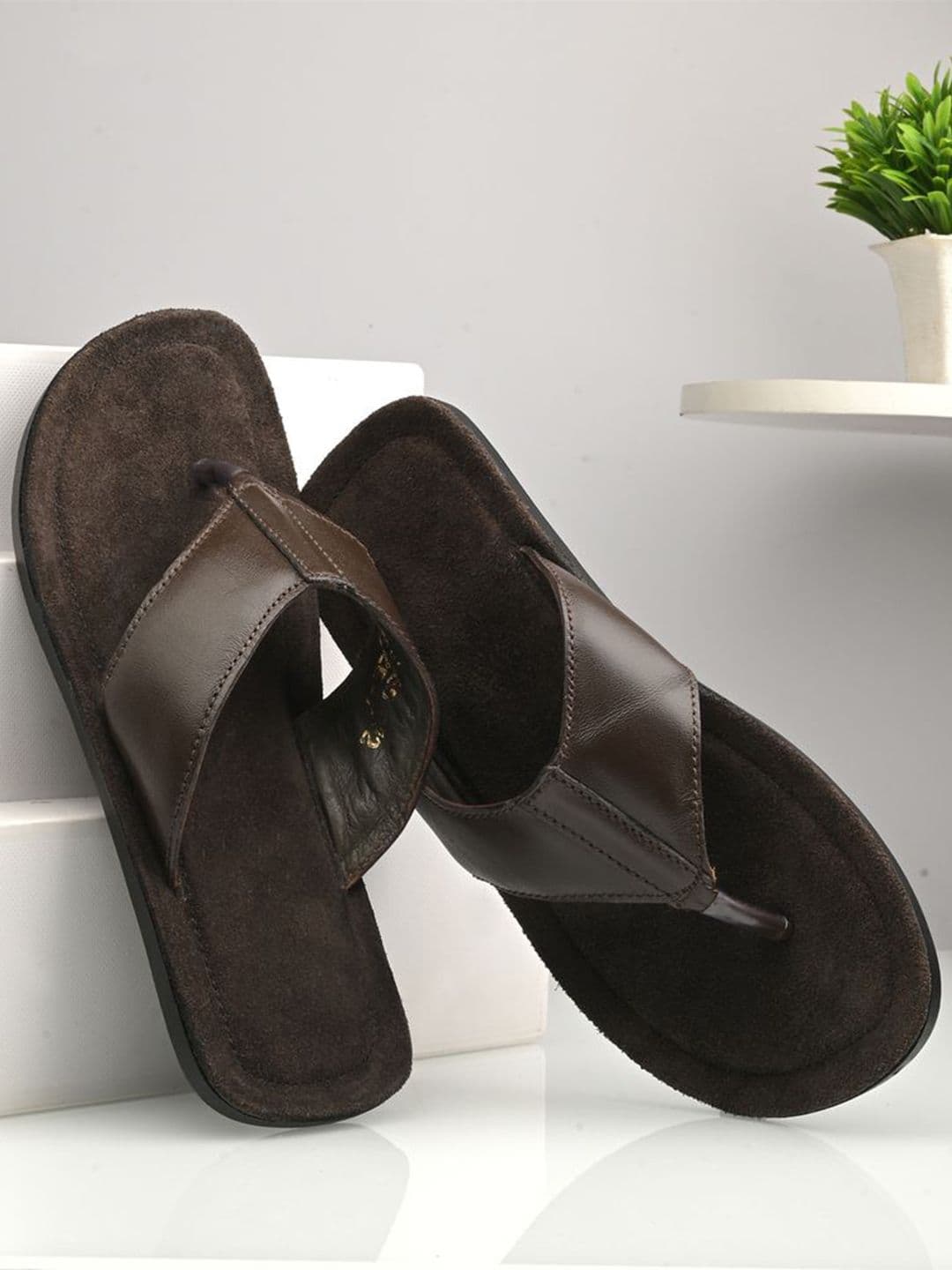 Auserio Men Casual Slip-On Flip Flops - view 1