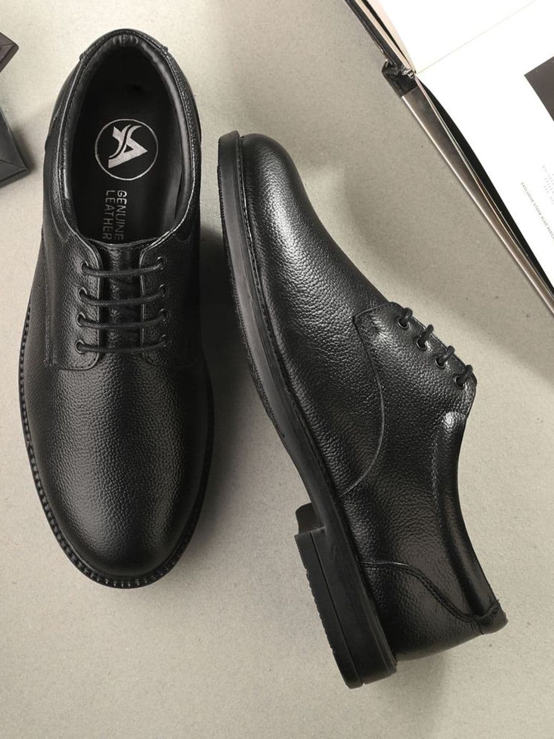 Auserio Men Leather Formal Derbys - view 1
