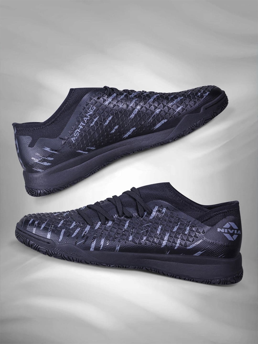 NIVIA Men Ashtang 2.0 Football Futsal Shoes - view 1