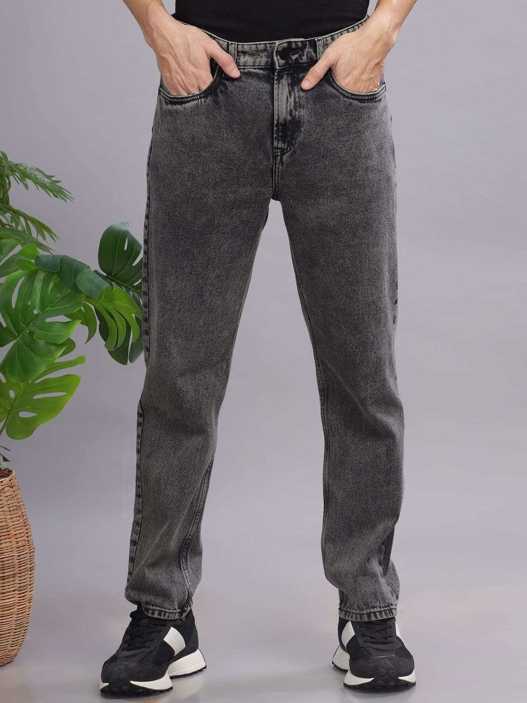 Mast & Harbour Men Comfort Relaxed Fit Heavy Fade Jeans - view 1