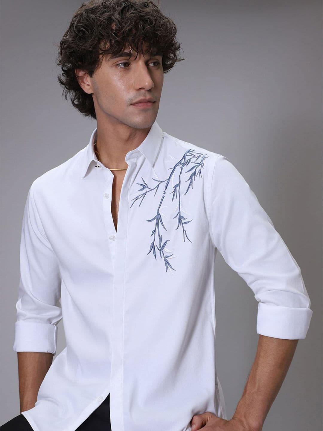 Banana Club Bamboo Embroidery Floral Cotton Long Sleeves Slim Fit Shirt - view 1