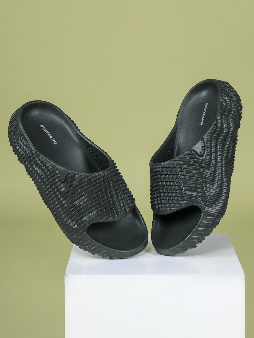 Red Tape Men Self Design Casual Rubber Sliders - view 1