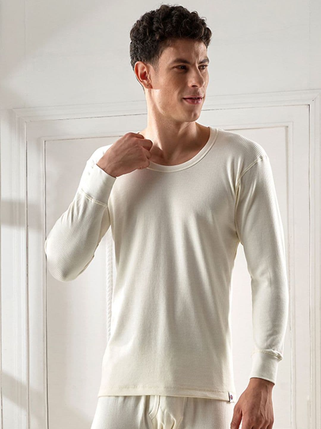 Inferno Men Multifiber Layer Full Sleeve Thermal Top - view 1