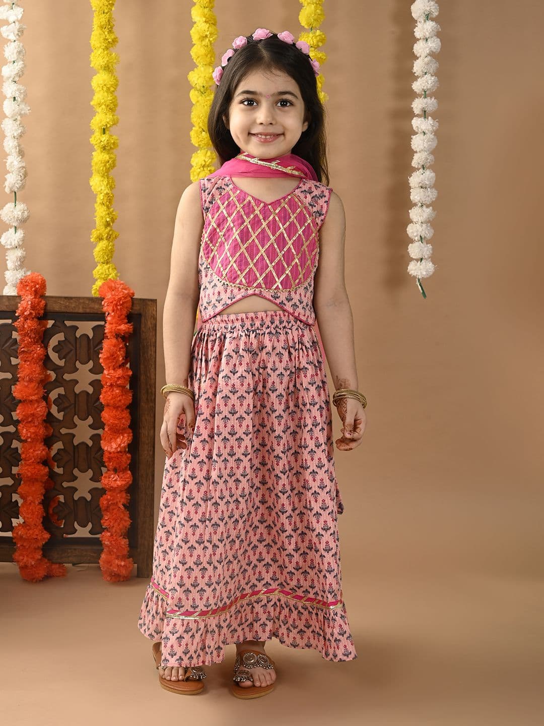 Here&Now X Kinder Kids Girls Printed Ready to Wear Lehenga & Blouse With Dupatta - view 1