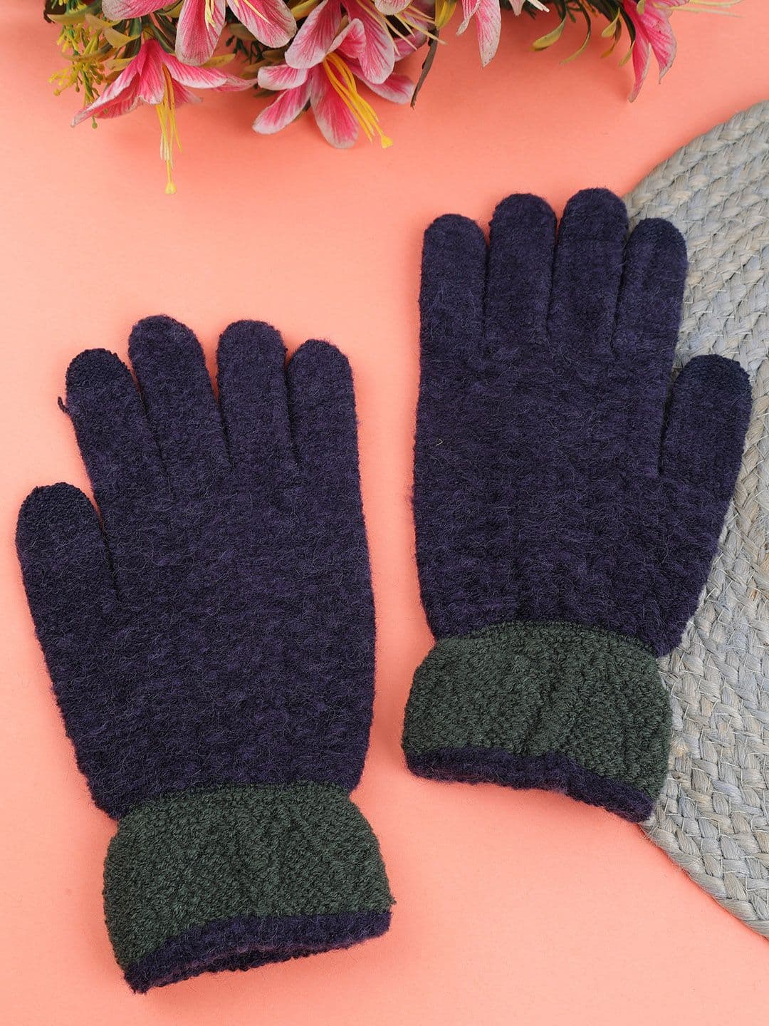 ELLIS Unisex Acrylic Touchscreen Gloves - view 1
