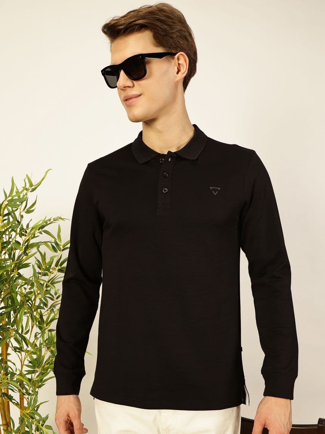 Thomas Scott Men Solid Regular Fit Polo Collar T-shirt - view 1