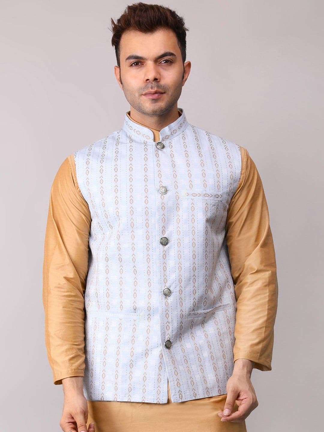 Voniry Men Embroidered Nehru Jacket - view 1