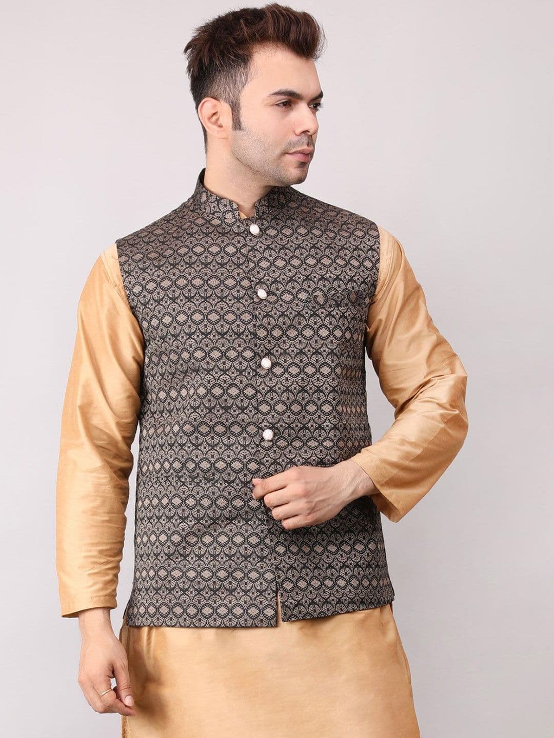 Voniry Men Embroidered Nehru Jackets - view 1