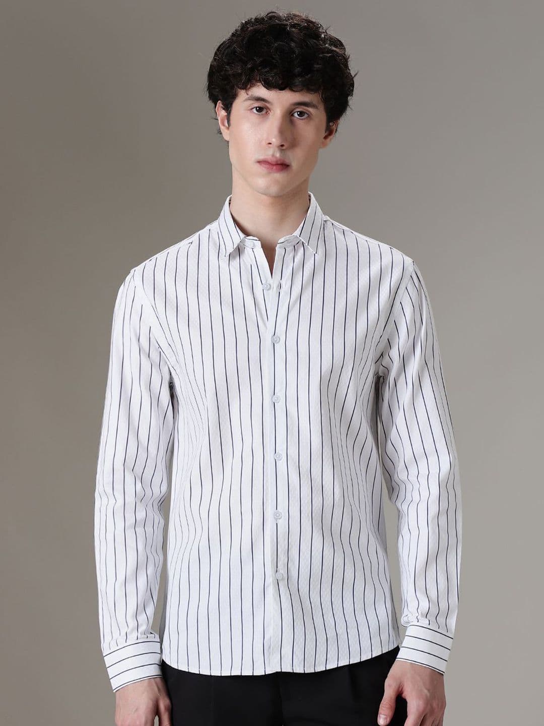 Banana Club Vertical Stripes Cotton Long Sleeves Slim Fit Shirt - view 1