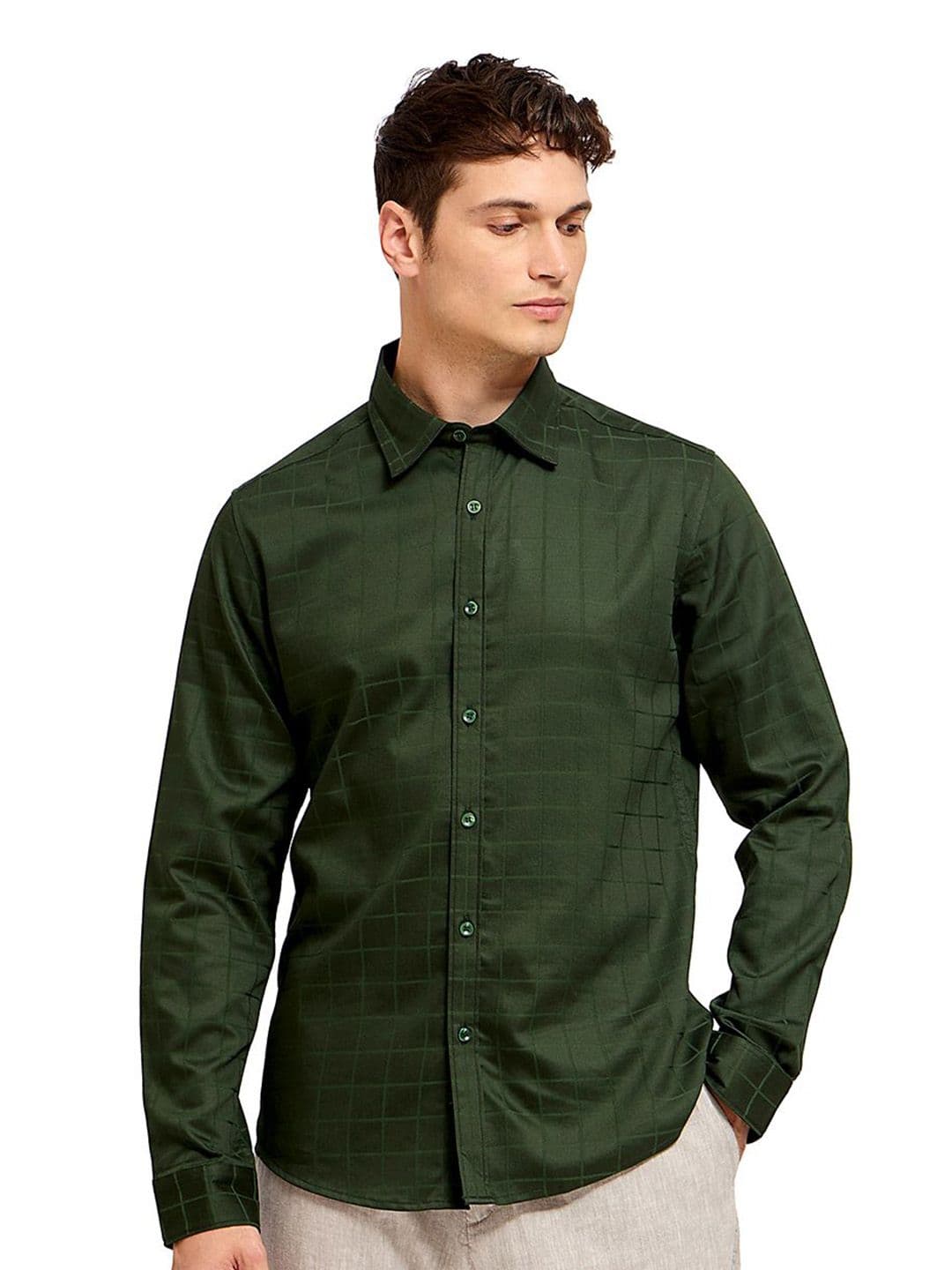 Mast & Harbour Men Comfort Slim Fit Opaque Striped Casual Shirt - view 1