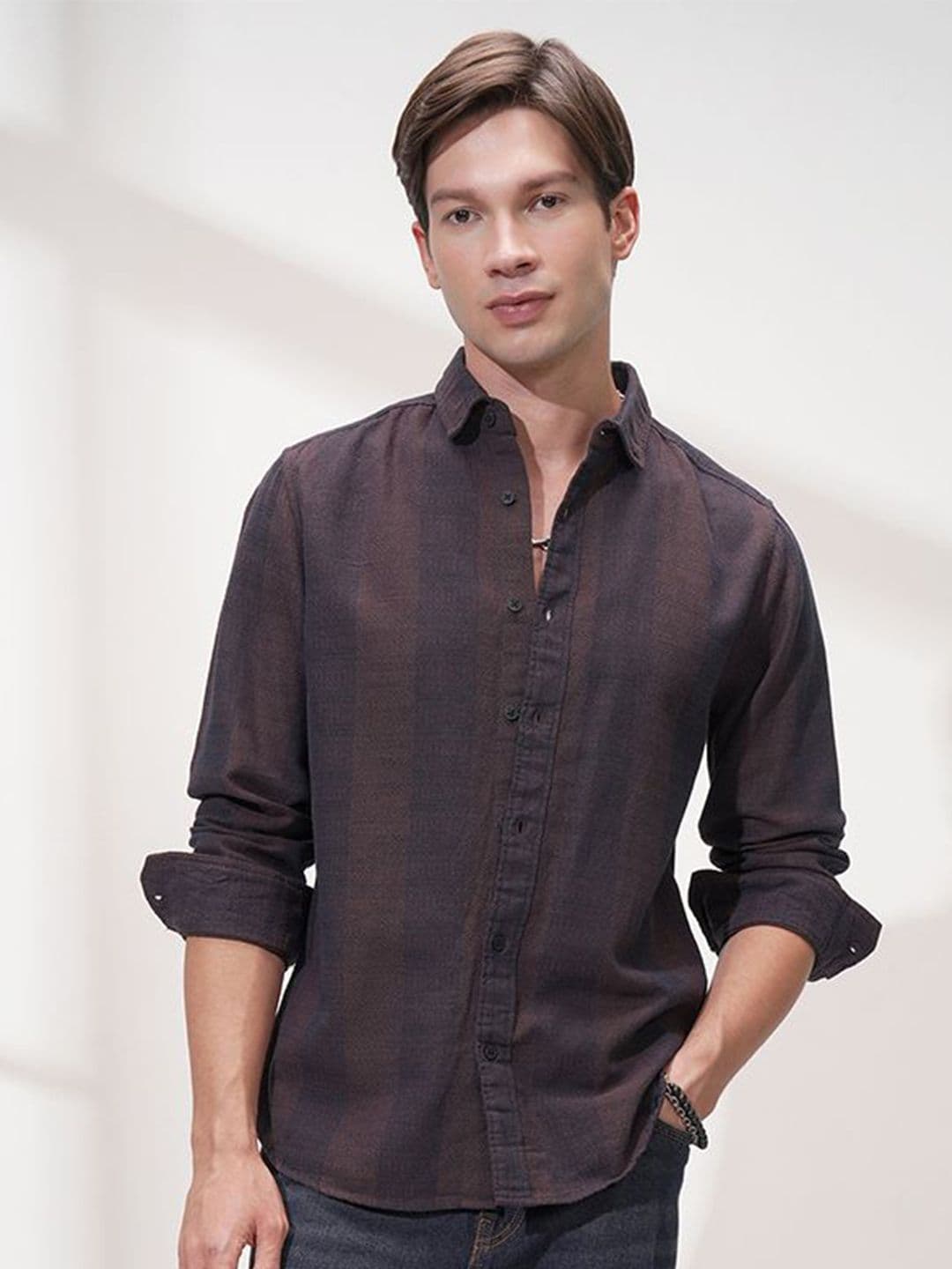 HIGHLANDER Men Comfort Slim Fit Opaque Casual Shirt - view 1