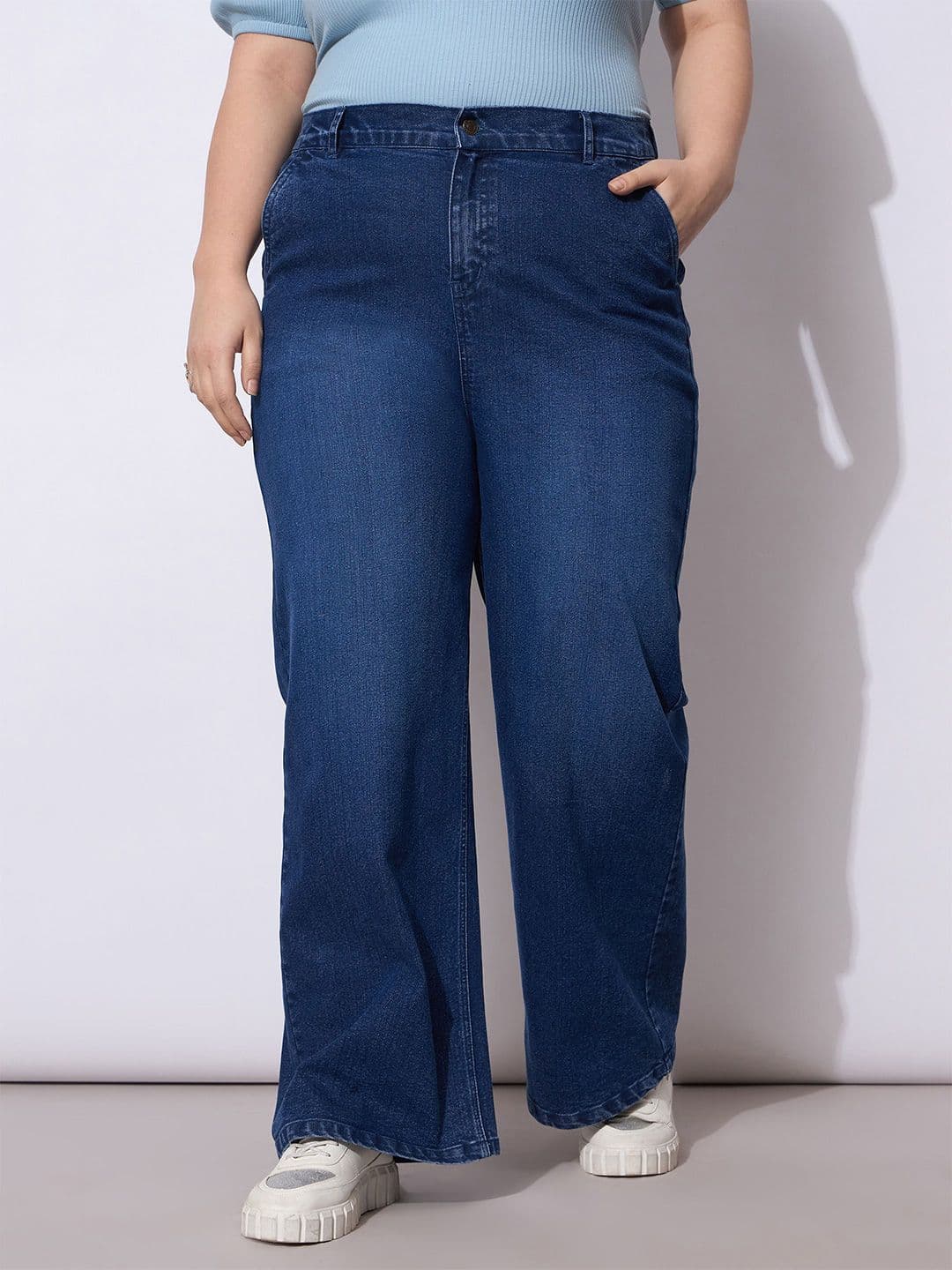 SASSAFRAS Curve Women High-Rise Light Fade straight fit Jeans - view 1