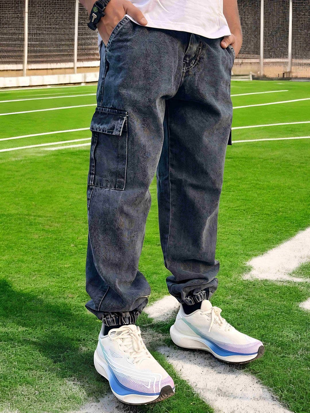 styzon Men Loose Jogger Mid-Rise Jeans - view 1