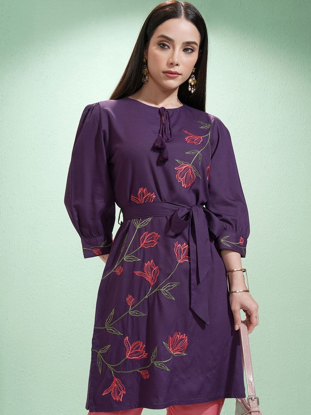 Vishudh Women Embroidered Cotton Tunic - view 1