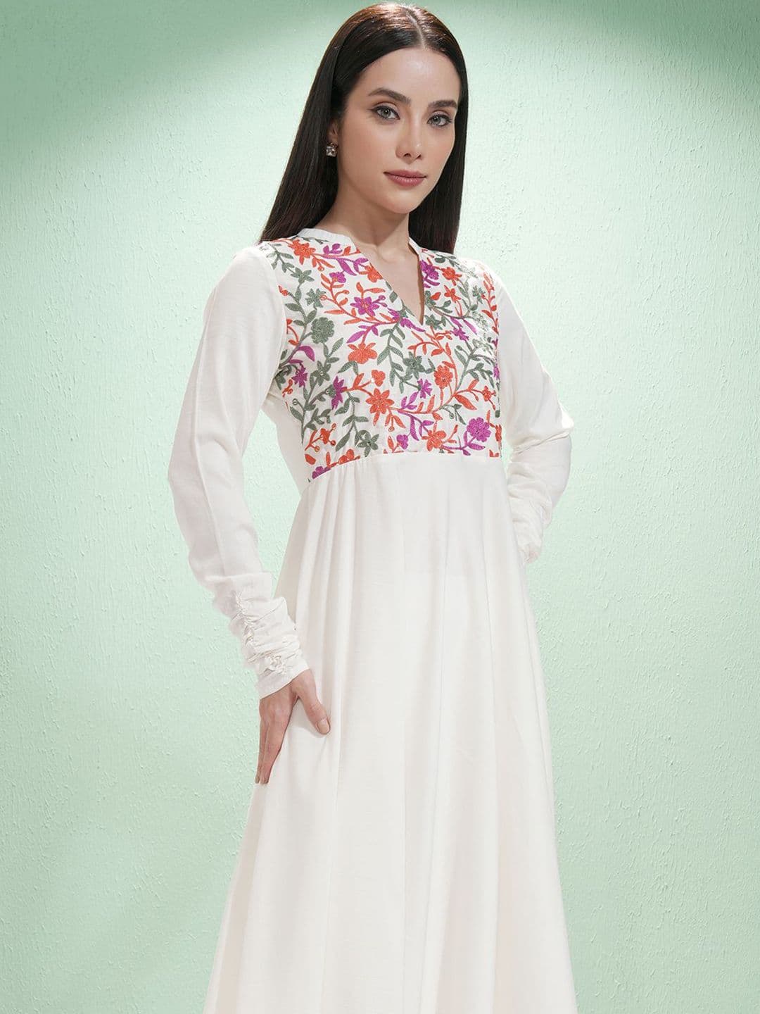 Vishudh Floral Embroidered Thread Work Mandarin Collar Anarkali Kurta - view 1
