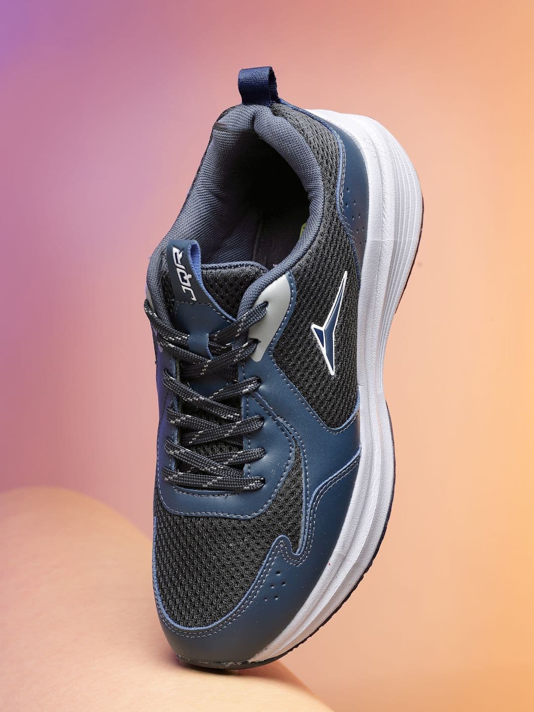 JQR KRONOS Men Mesh Running Non-Marking Sports Shoes - view 1