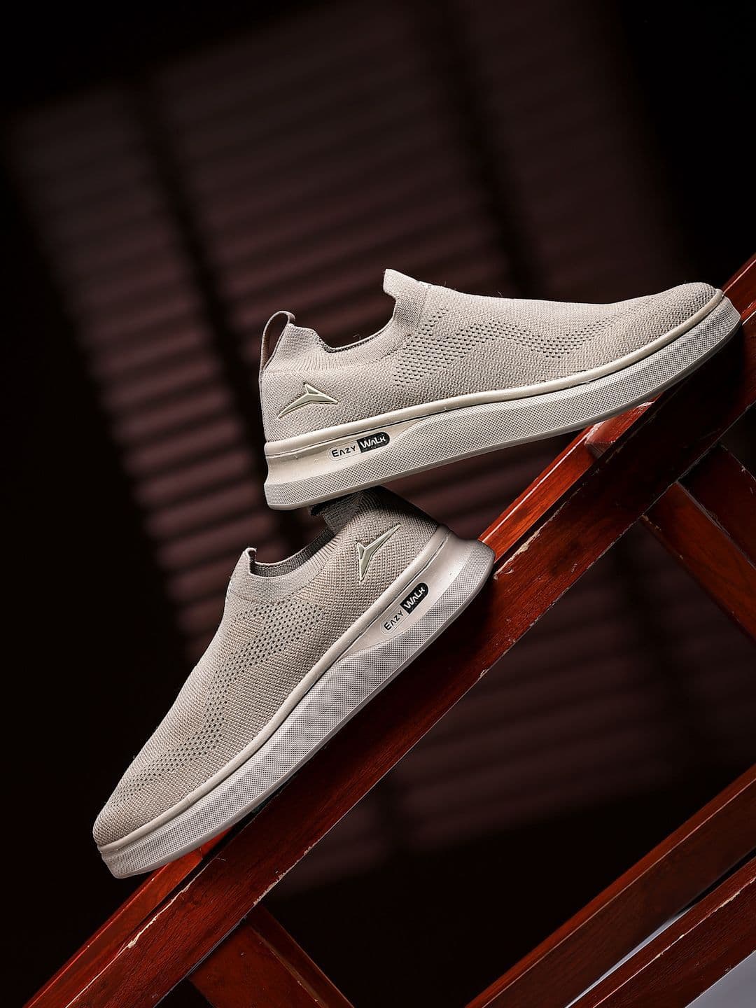 JQR Men HYPERRION Walking Shoes - view 1