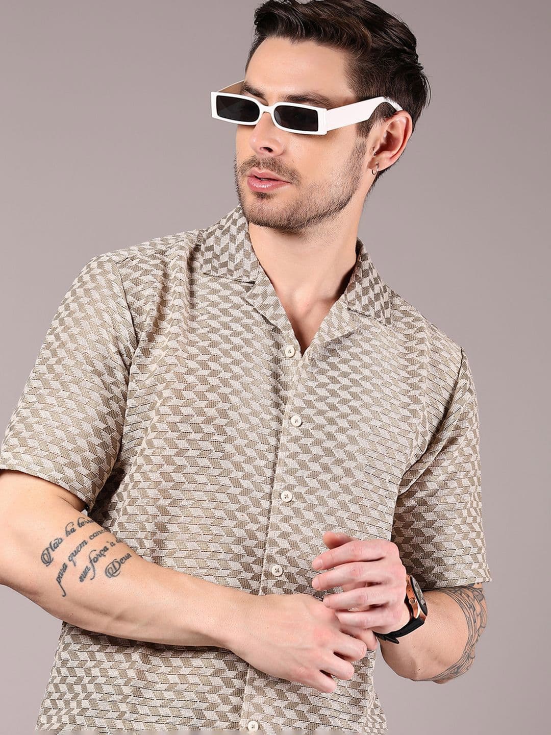 V-Mart Men Geometric Textured Cotton Casual Shirt - view 1