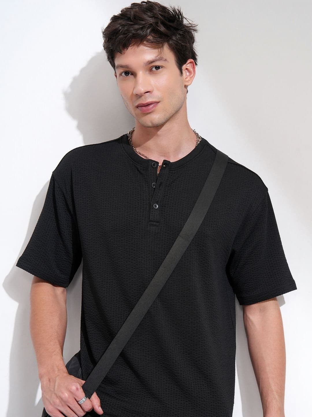 HIGHLANDER Men Self Design Henley Neck Relaxed Fit T-shirt - view 1