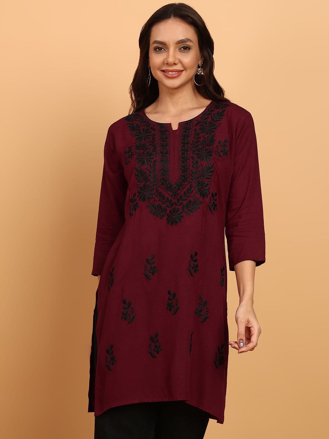 TOP N THREAD Women Floral Embroidered Chikankari Kurti - view 1